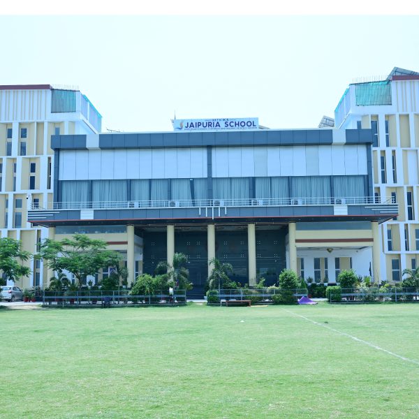 Best CBSE school in Gomti Nagar Extension Lucknow – Seth M. R. Jaipuria School campus